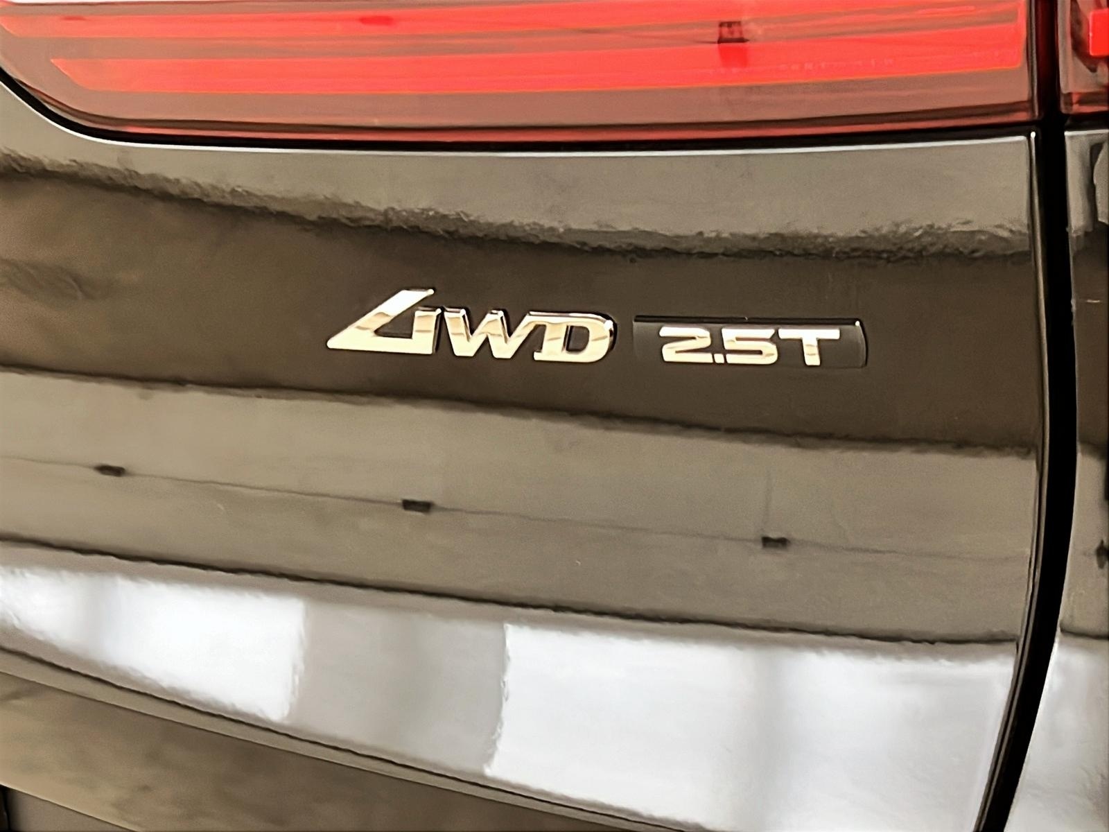 Genesis GV70 2024 - Image #31
