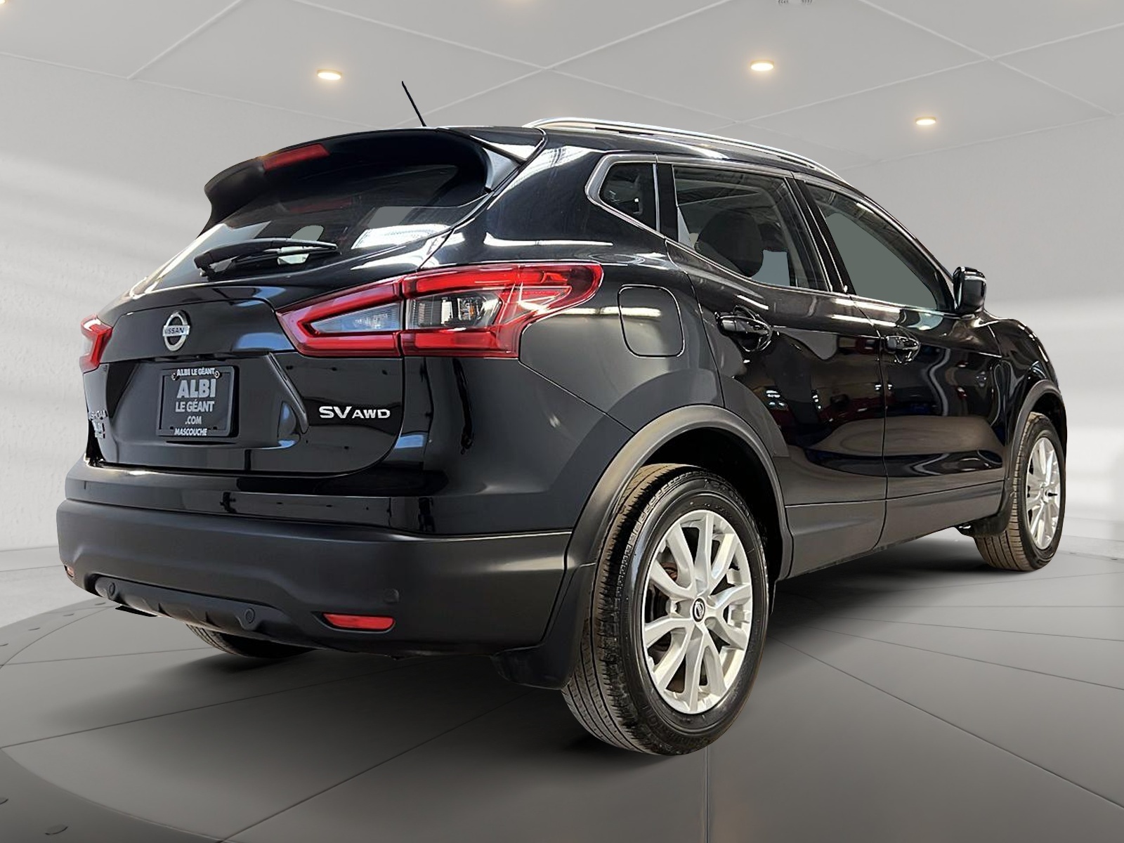 Nissan Qashqai SV TOIT 4RM 2023 - image #4