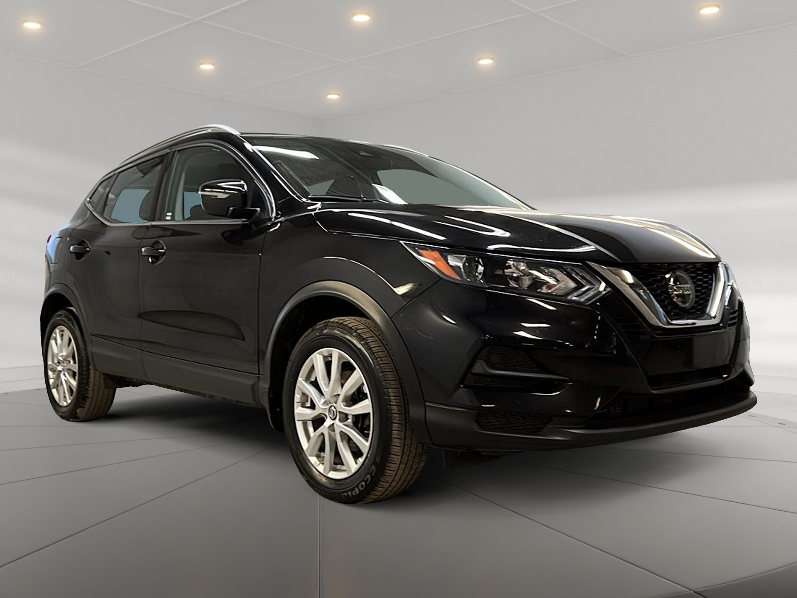 Nissan Qashqai SV TOIT 4RM 2023 - image #3