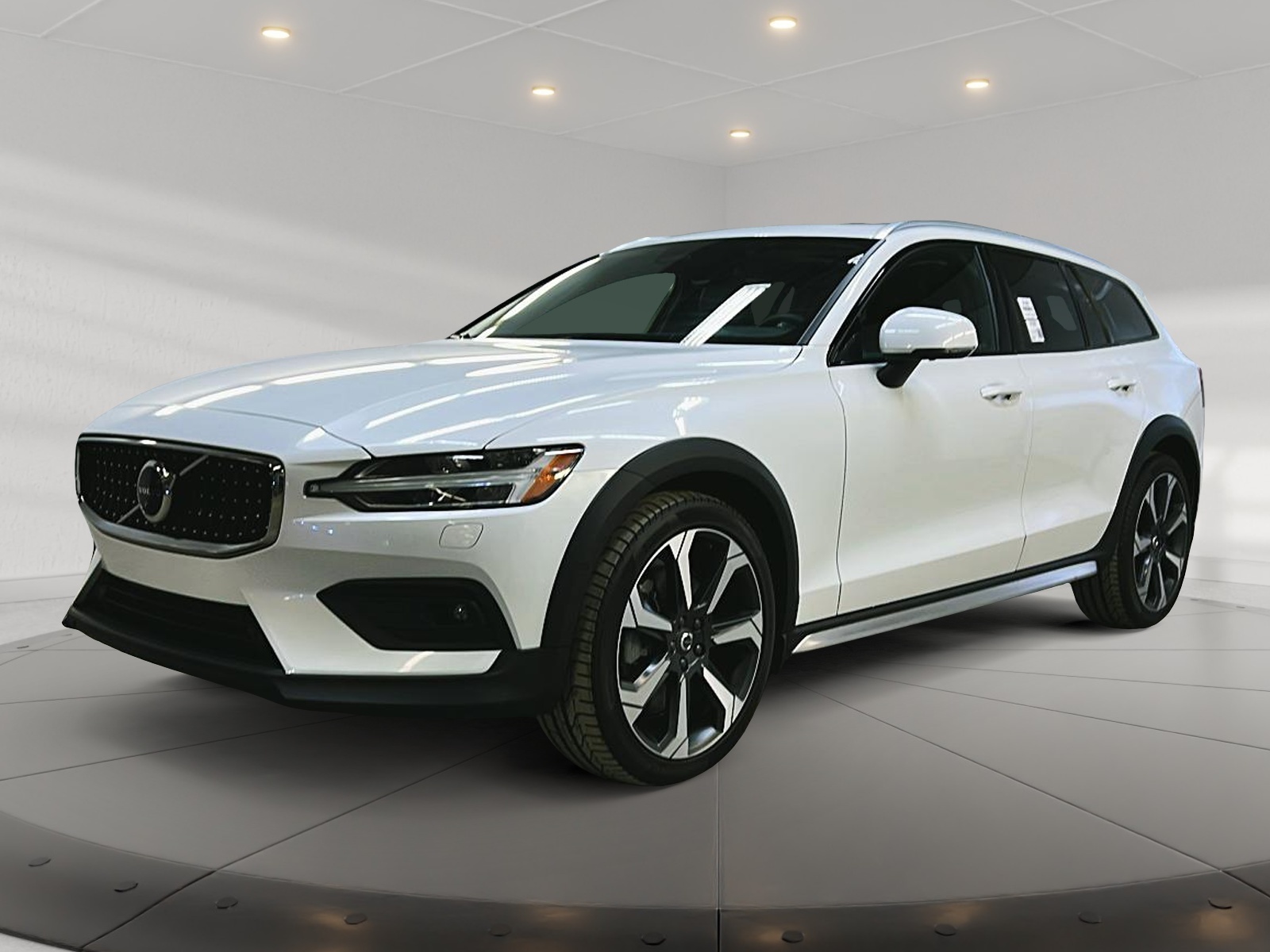 Volvo V60 B5 CROSS COUNTRY ULTIMATE CUIR TOIT PANO 4RM 2023 - image #1
