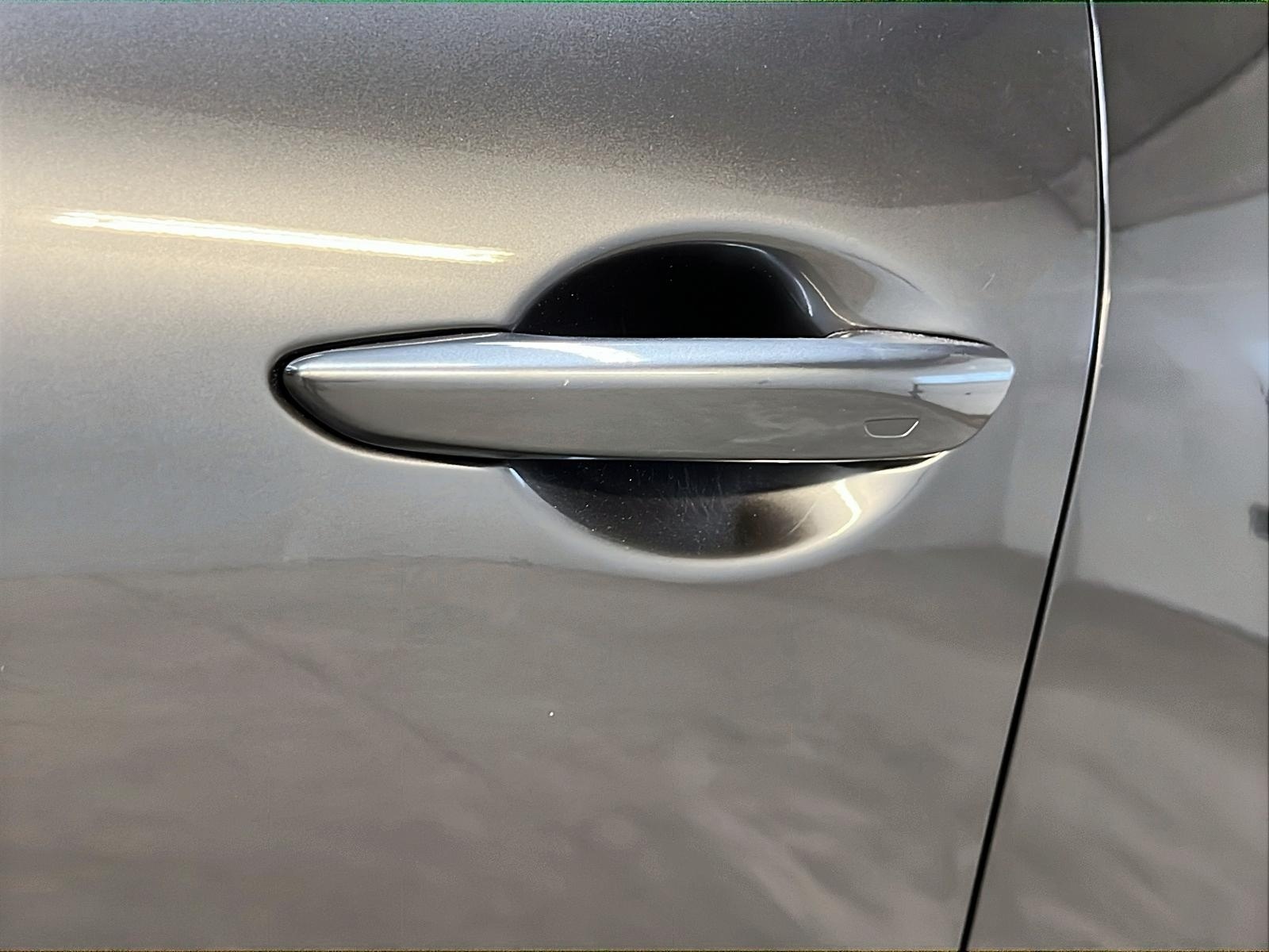 Mazda Mazda3 Sport GX 2023 - image #24