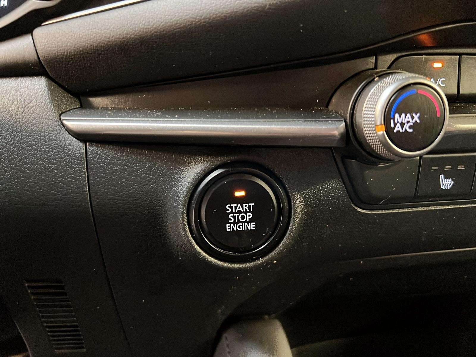 Mazda Mazda3 Sport GX 2023 - image #18