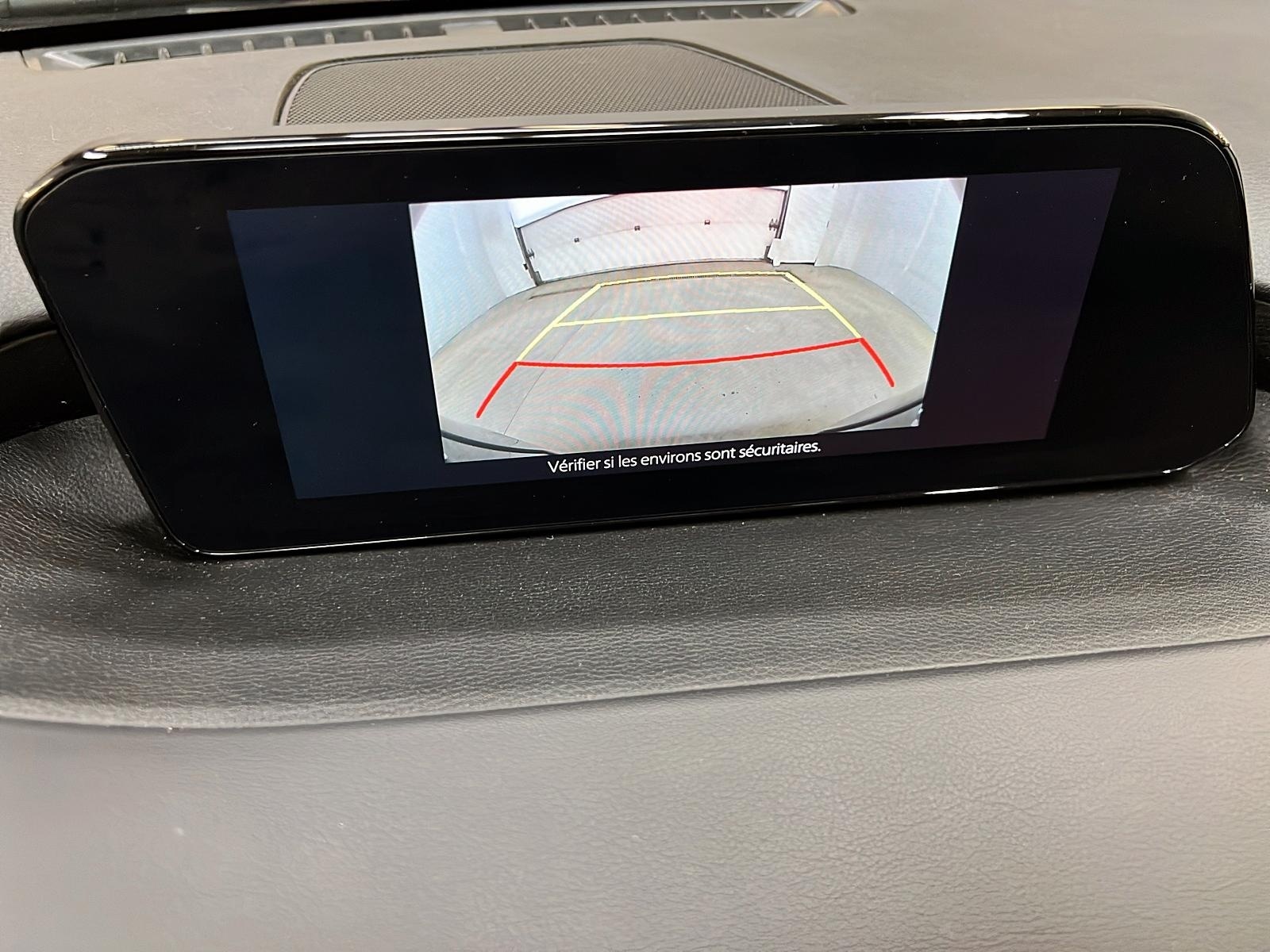 Mazda Mazda3 Sport GX 2023 - image #16