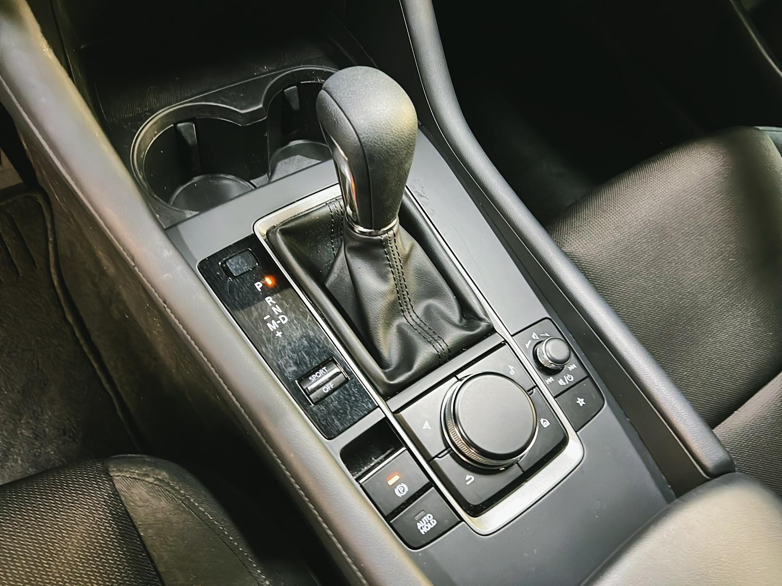 Mazda Mazda3 Sport GX 2023 - image #13