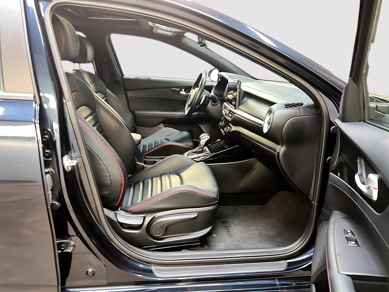 Kia Forte5 2023 - Image #8