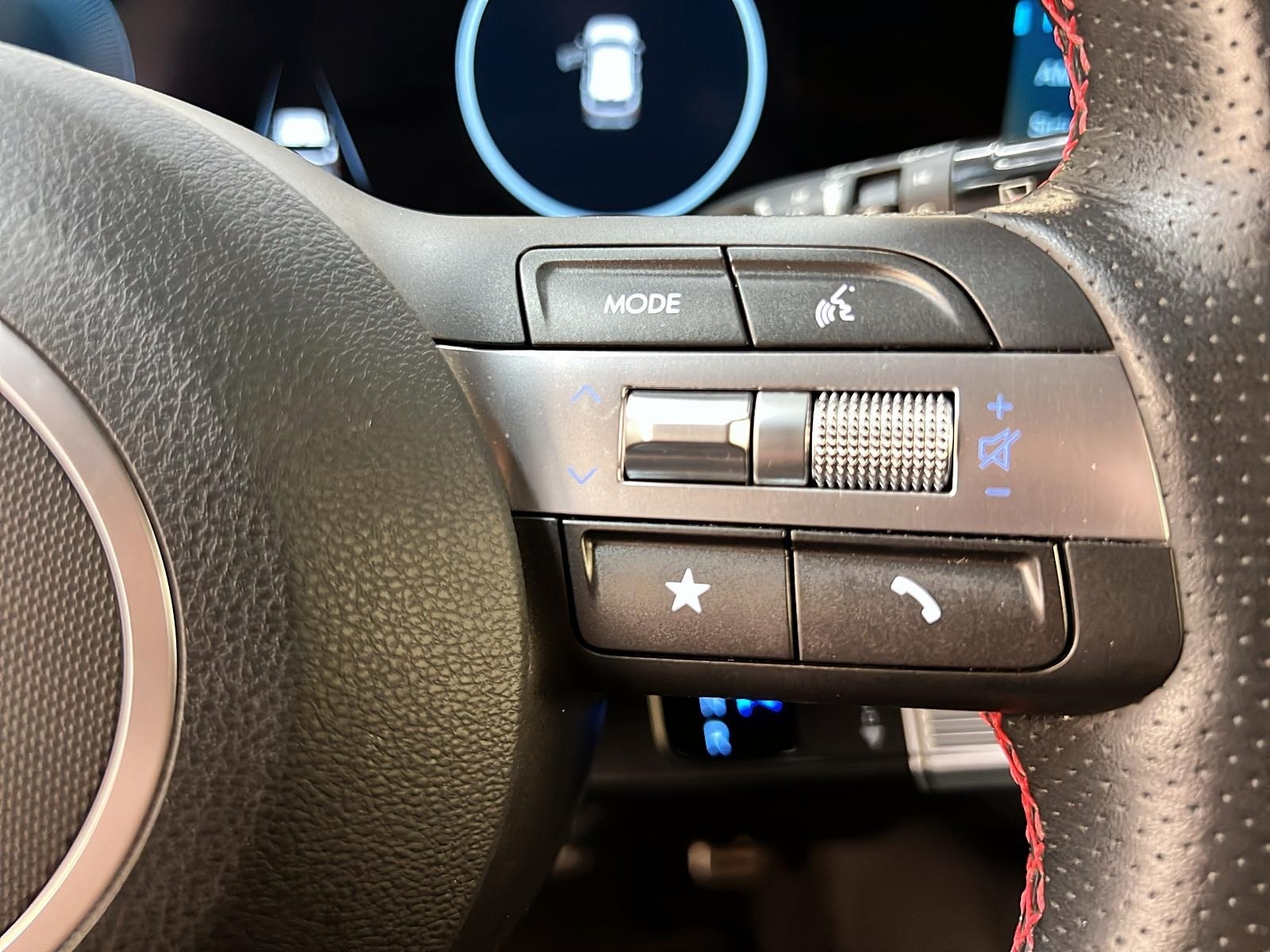 Hyundai Kona N-LINE 1.6T TOIT 4RM 2025 - image #19