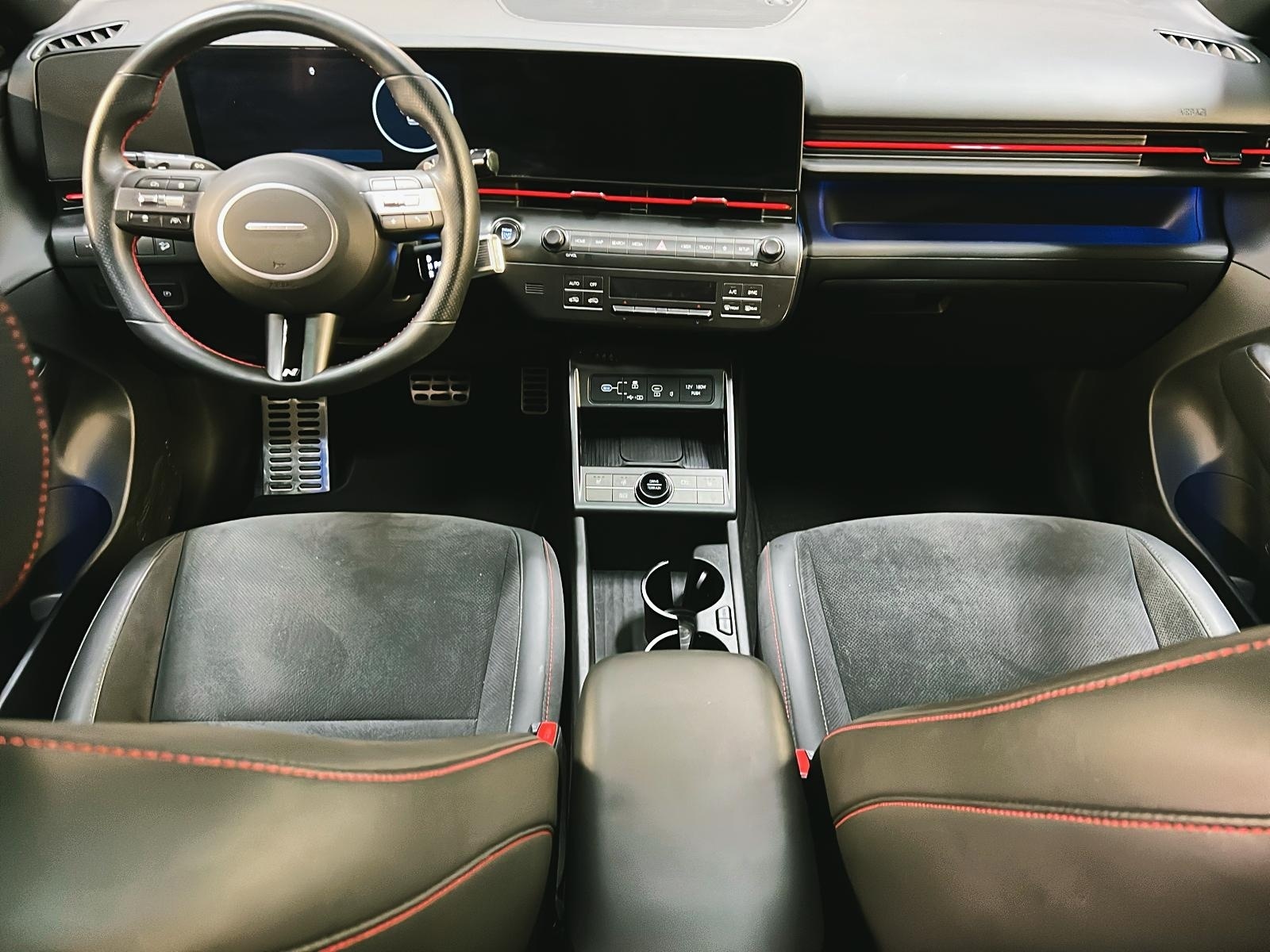 Hyundai Kona N-LINE 1.6T TOIT 4RM 2025 - image #11