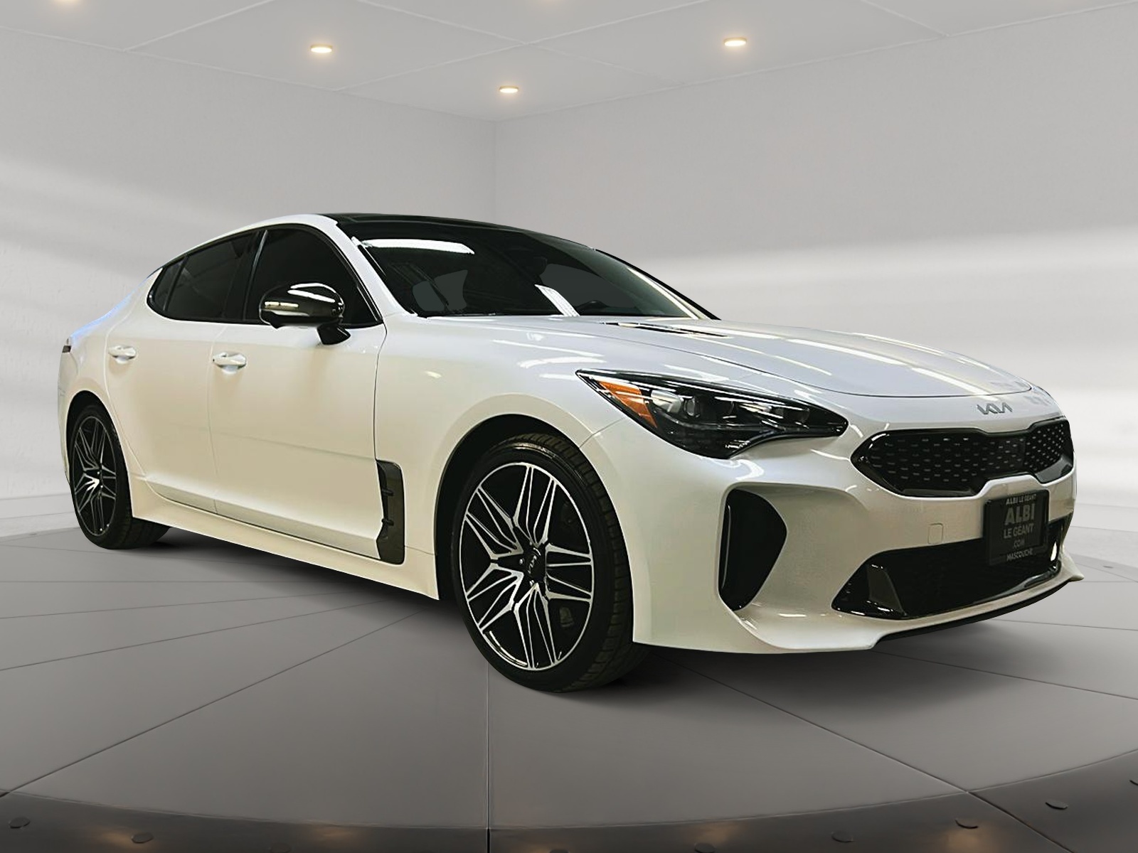 Kia Stinger 2022 - Image #3