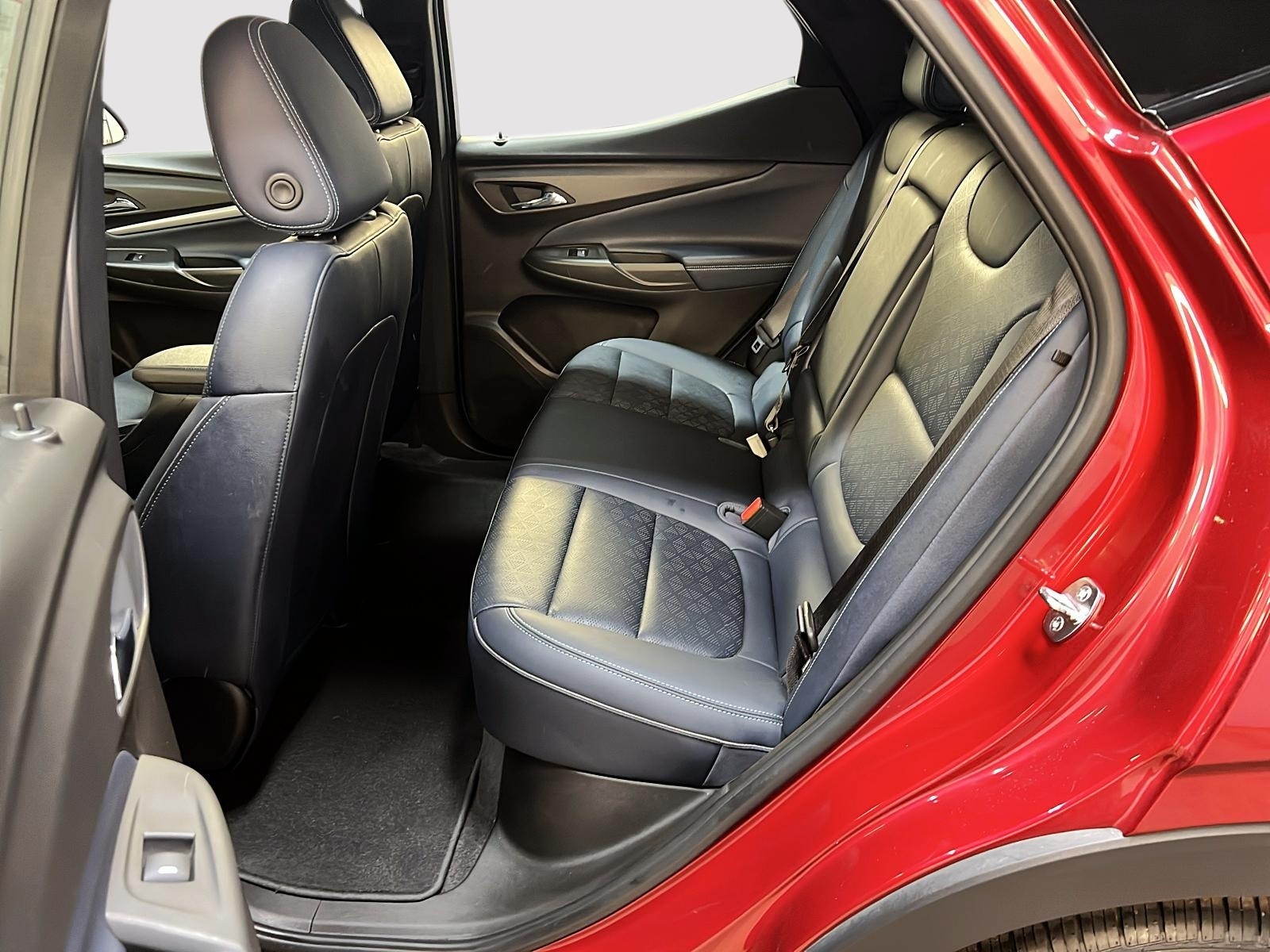 Chevrolet Bolt EUV 2022 - Image #9