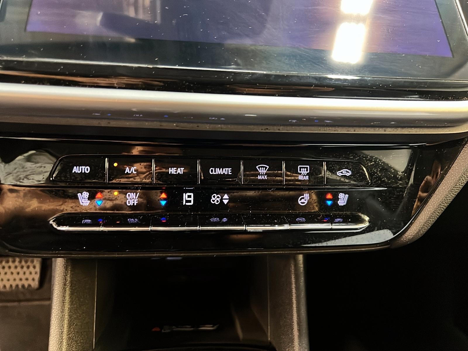Chevrolet Bolt EUV 2022 - Image #15
