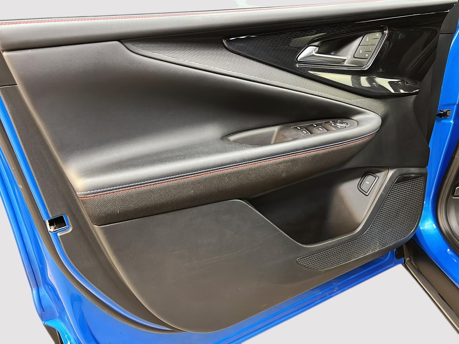 Chevrolet Blazer EV 2024 - Image #24