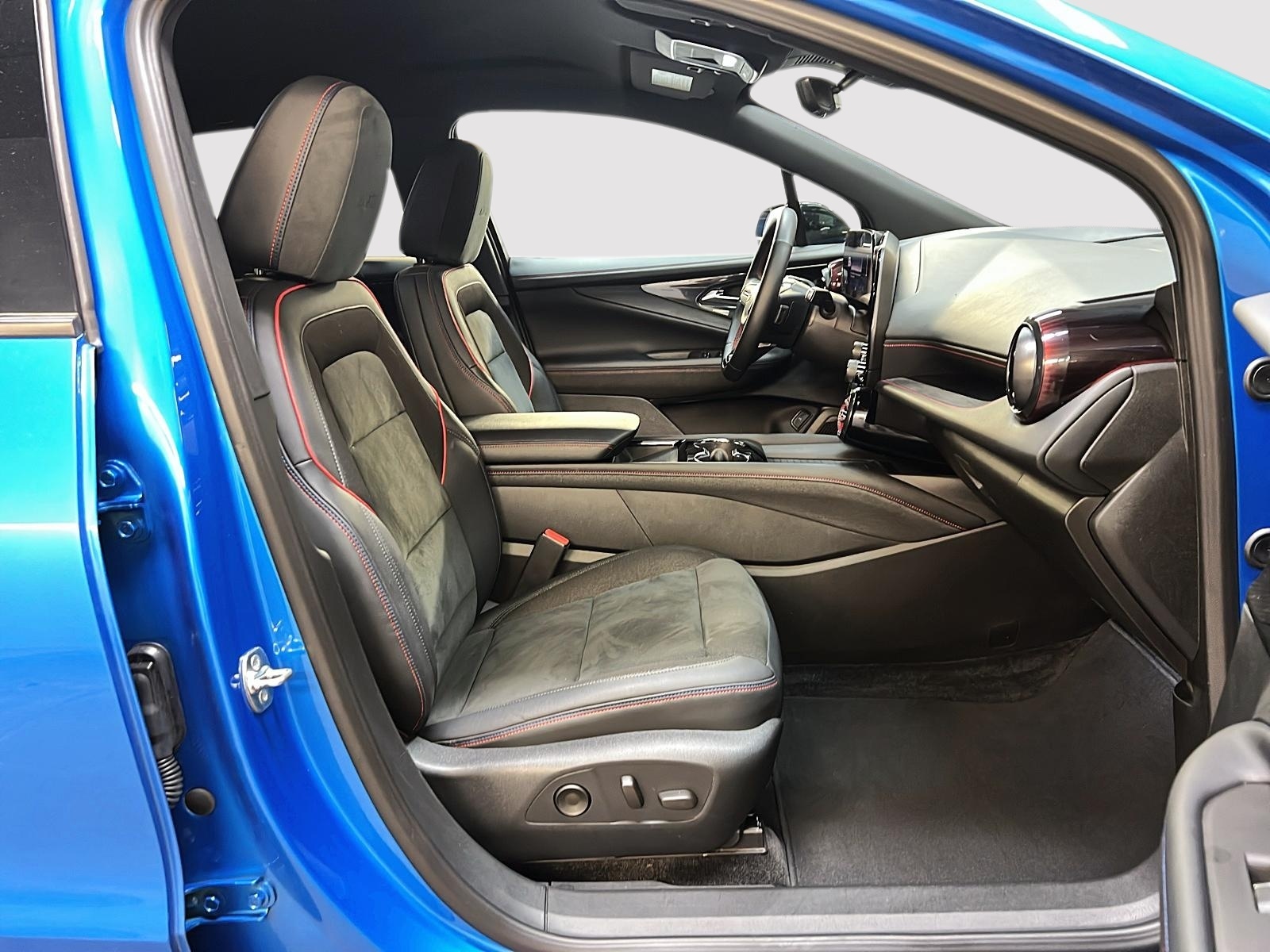 Chevrolet Blazer EV 1RS NAV 4RM 2024 - image #8