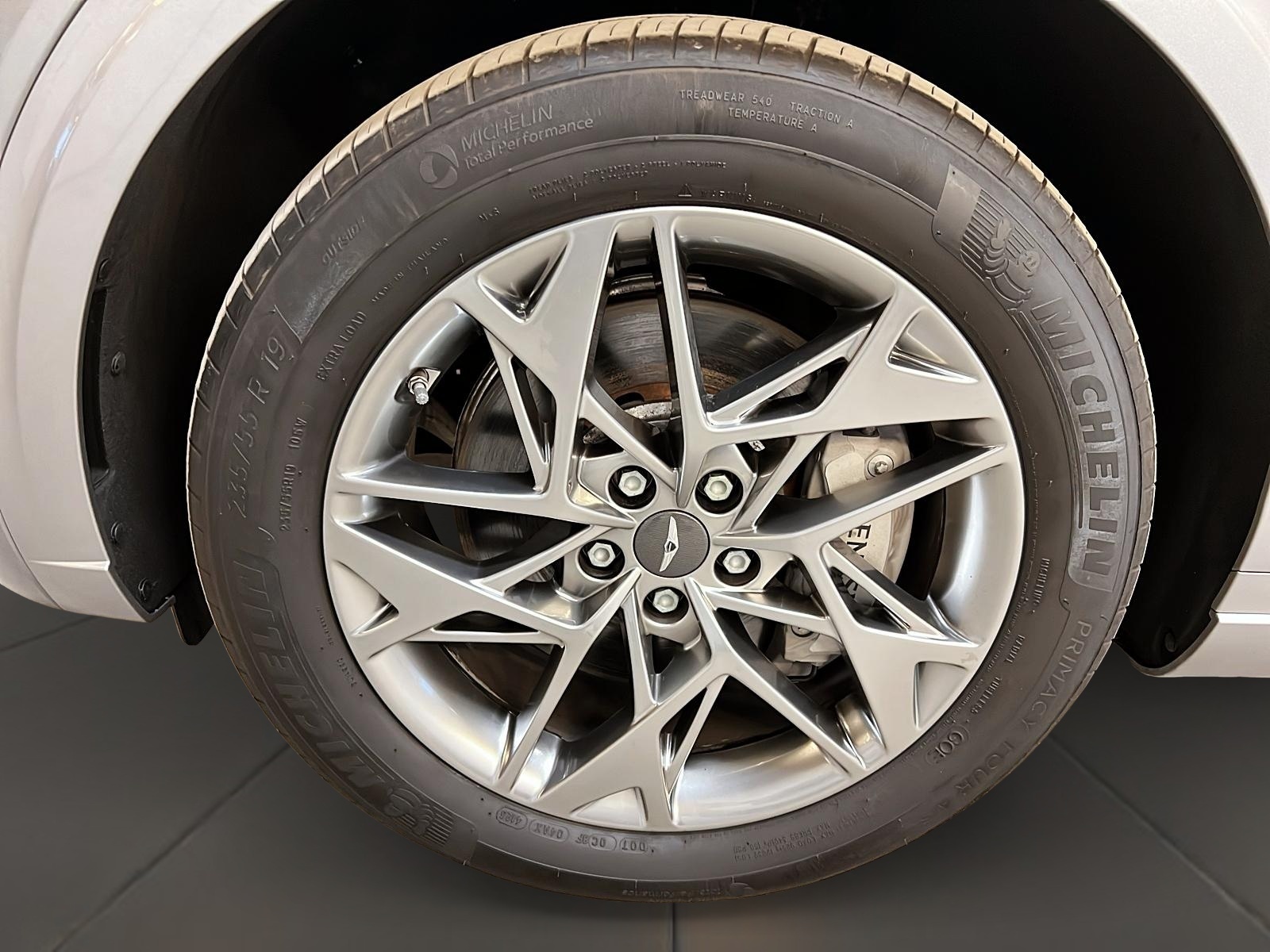 Genesis GV70 ADVANCED 2.5T CUIR TOIT PANO NAV 4RM 2024 - image #32