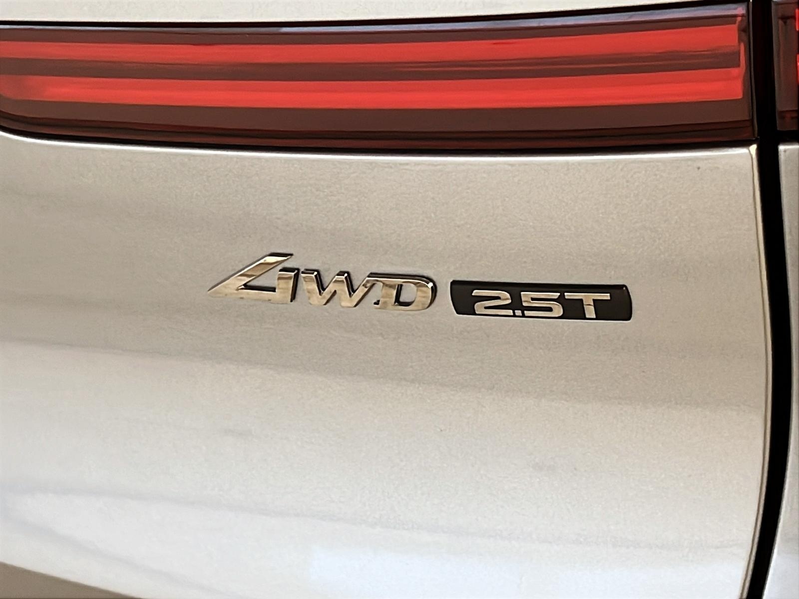 Genesis GV70 2024 - Image #31