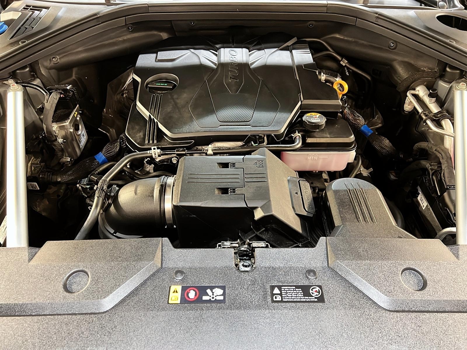 Genesis GV70 ADVANCED 2.5T CUIR TOIT PANO NAV 4RM 2024 - image #13