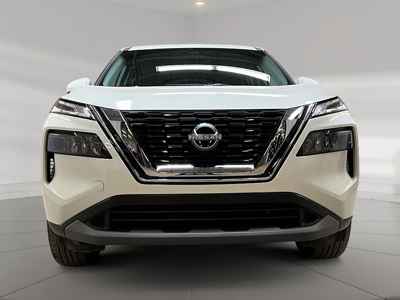 Nissan Rogue S 4RM 2023 - image #2