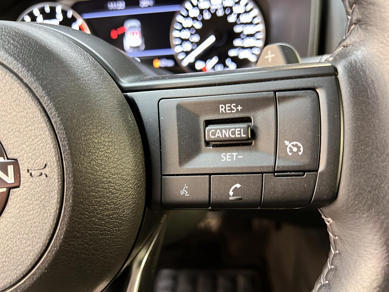 Nissan Rogue S 4RM 2023 - image #18