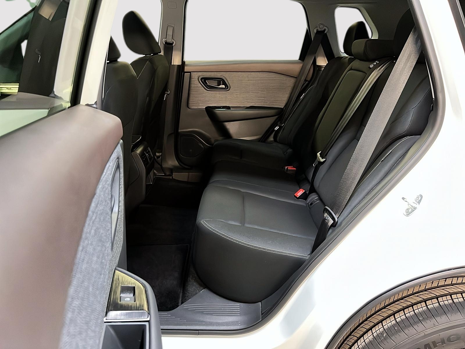 Nissan Rogue 2023 - Image #9