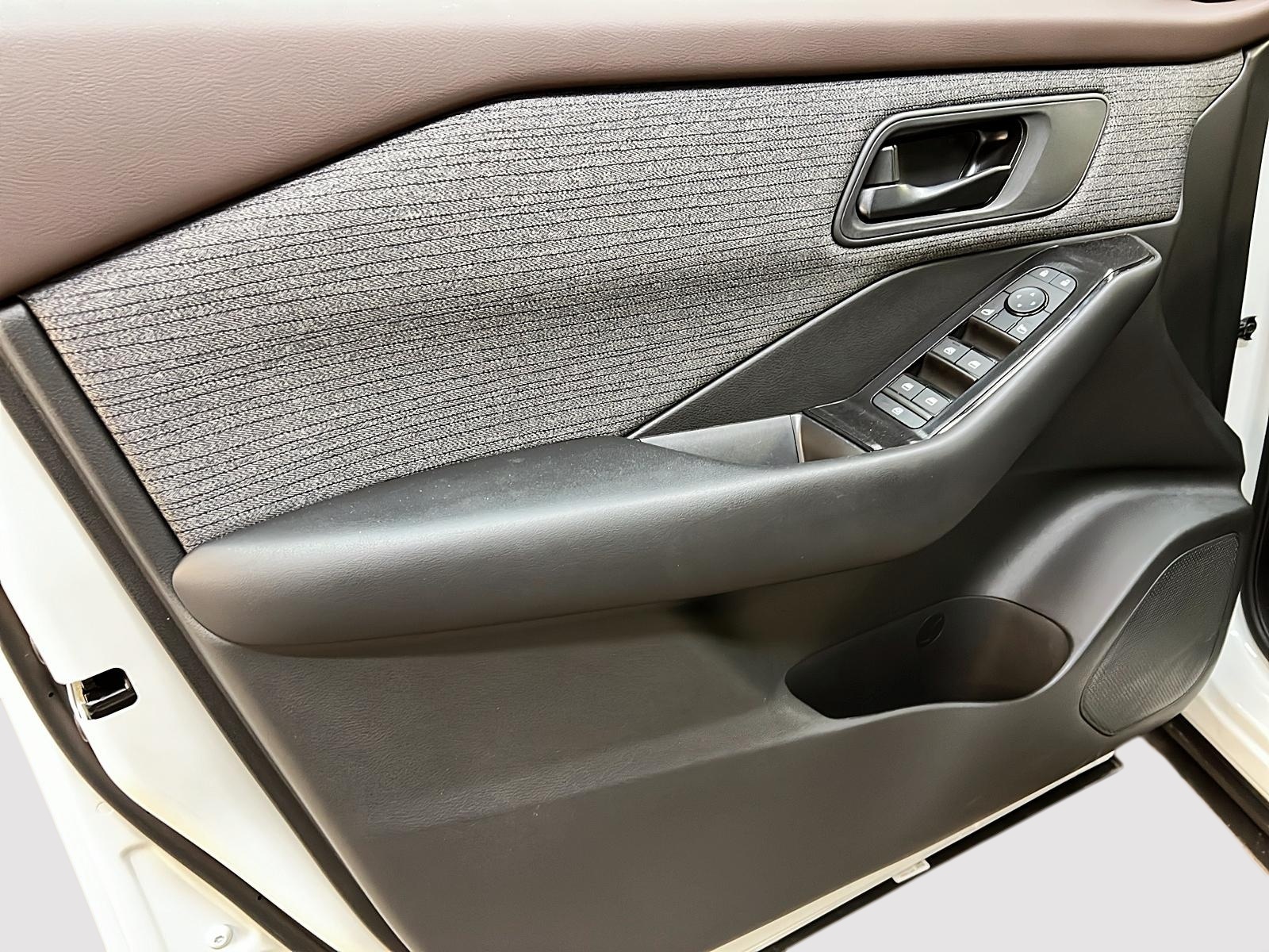 Nissan Rogue S 4RM 2023 - image #22