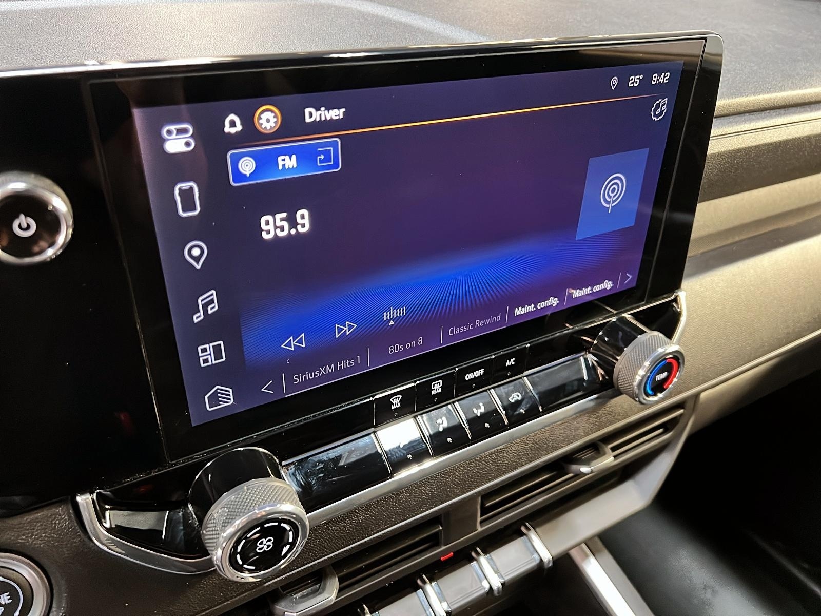 Chevrolet Colorado TRAIL BOSS CREW CAB 4X4 2024 - image #15