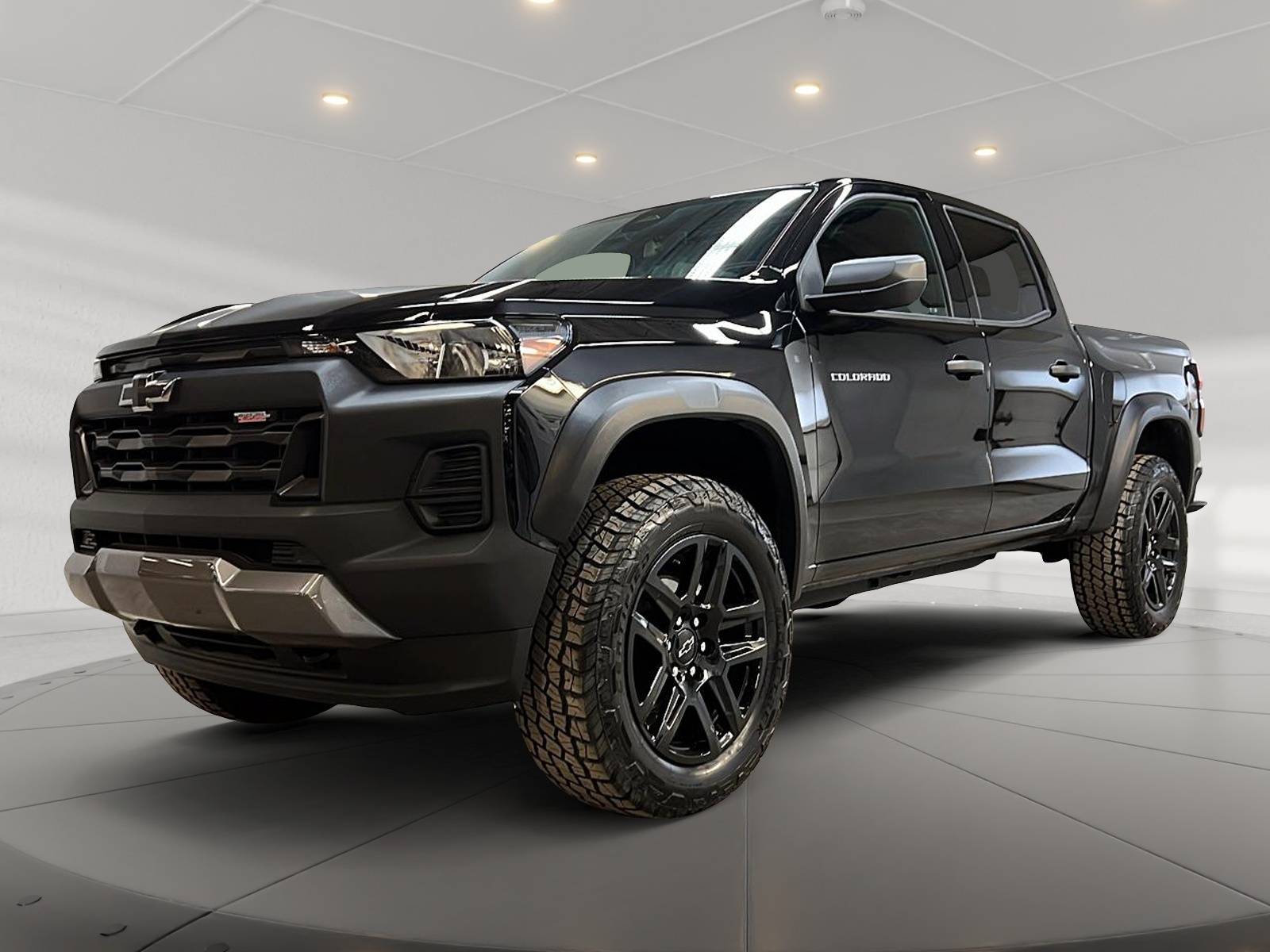 Chevrolet Colorado TRAIL BOSS CREW CAB 4X4 2024 - image #1