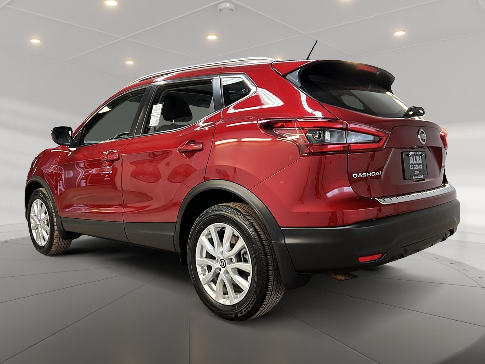 Nissan Qashqai SV TOIT 4RM 2023 - image #6