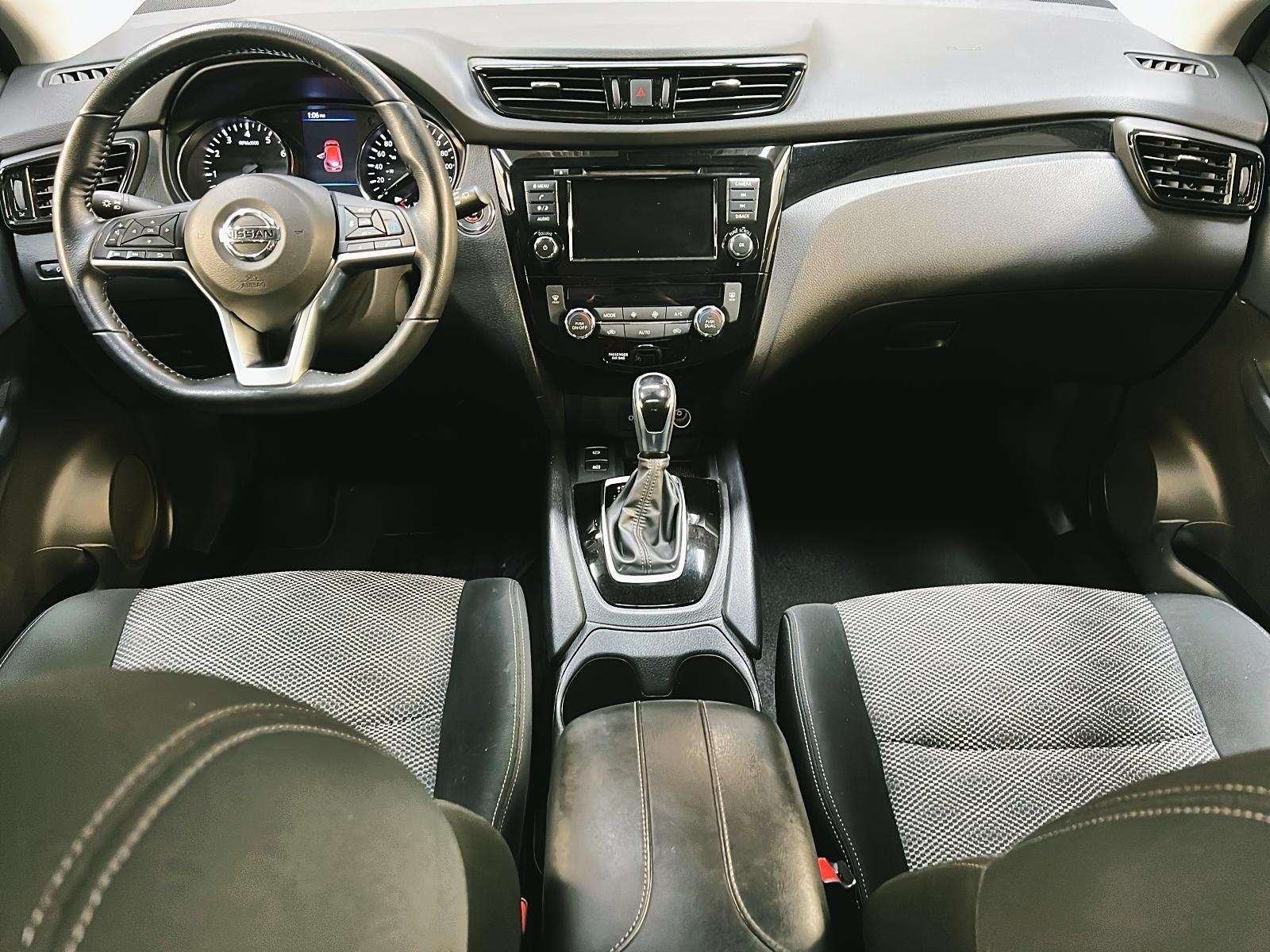 Nissan Qashqai SV TOIT 4RM 2023 - image #11