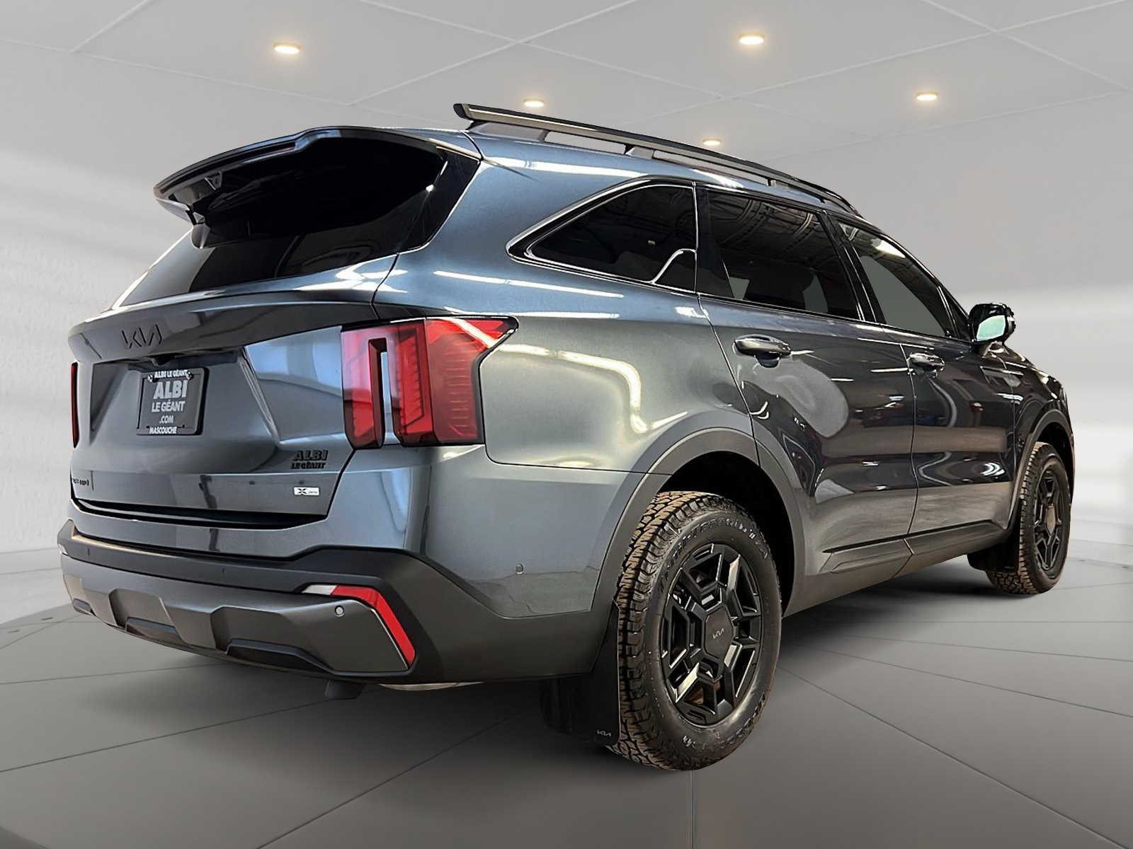 Kia Sorento X-PRO CUIR TOIT PANO NAV 4RM 2025 - image #4