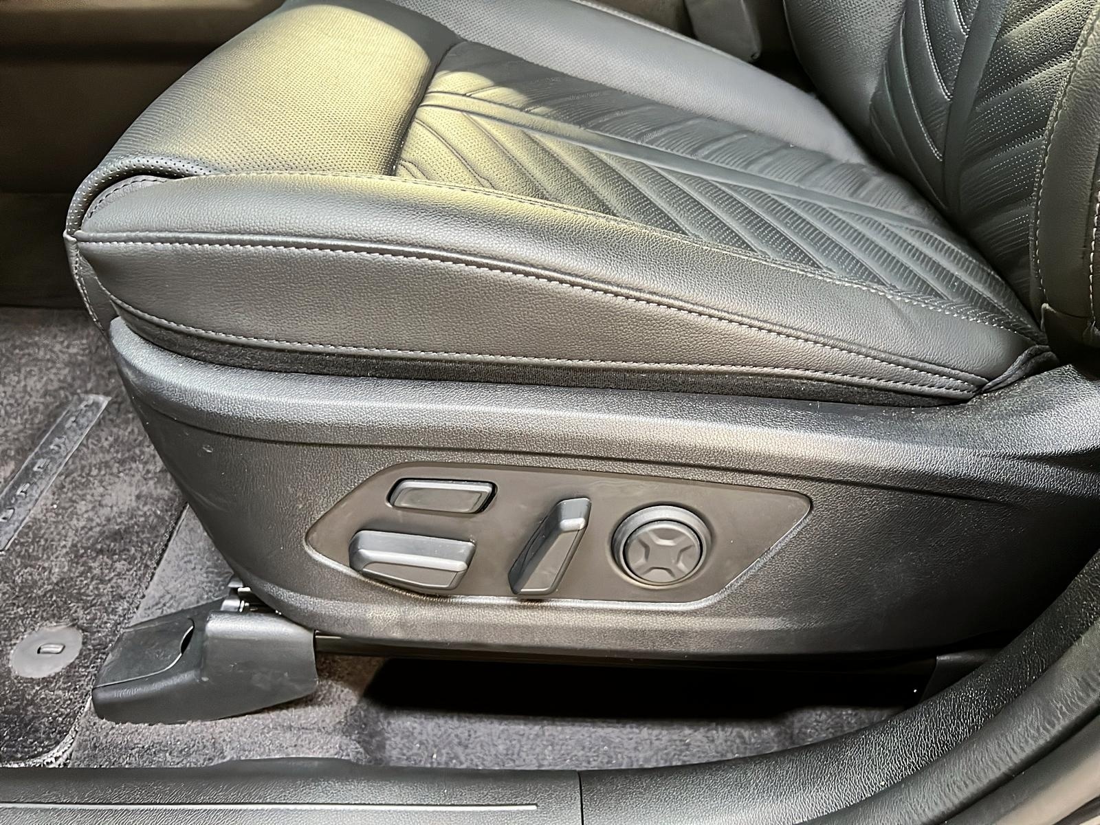 Kia Sorento X-PRO CUIR TOIT PANO NAV 4RM 2025 - image #25