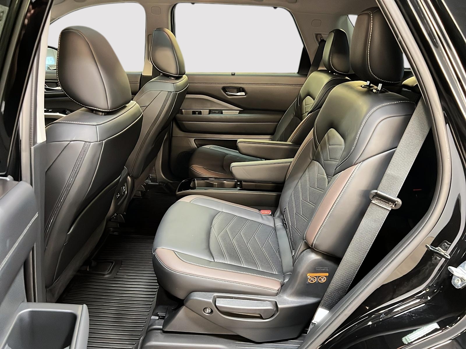 Nissan Pathfinder 2024 - Image #9