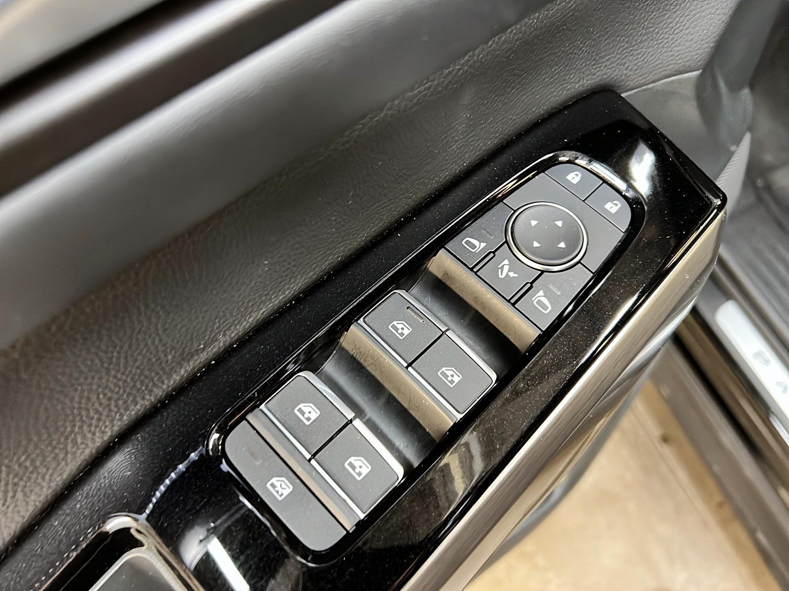 Nissan Pathfinder PLATINUM CUIR TOIT PANO NAV 4RM 2024 - image #26
