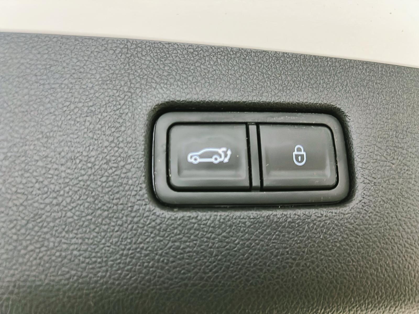 Genesis GV70 2024 - Image #15