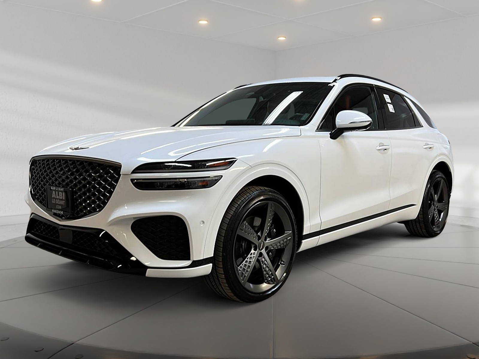 Genesis GV70 SPORT 3.5T CUIR TOIT PANO NAV 4RM 2024 - image #1
