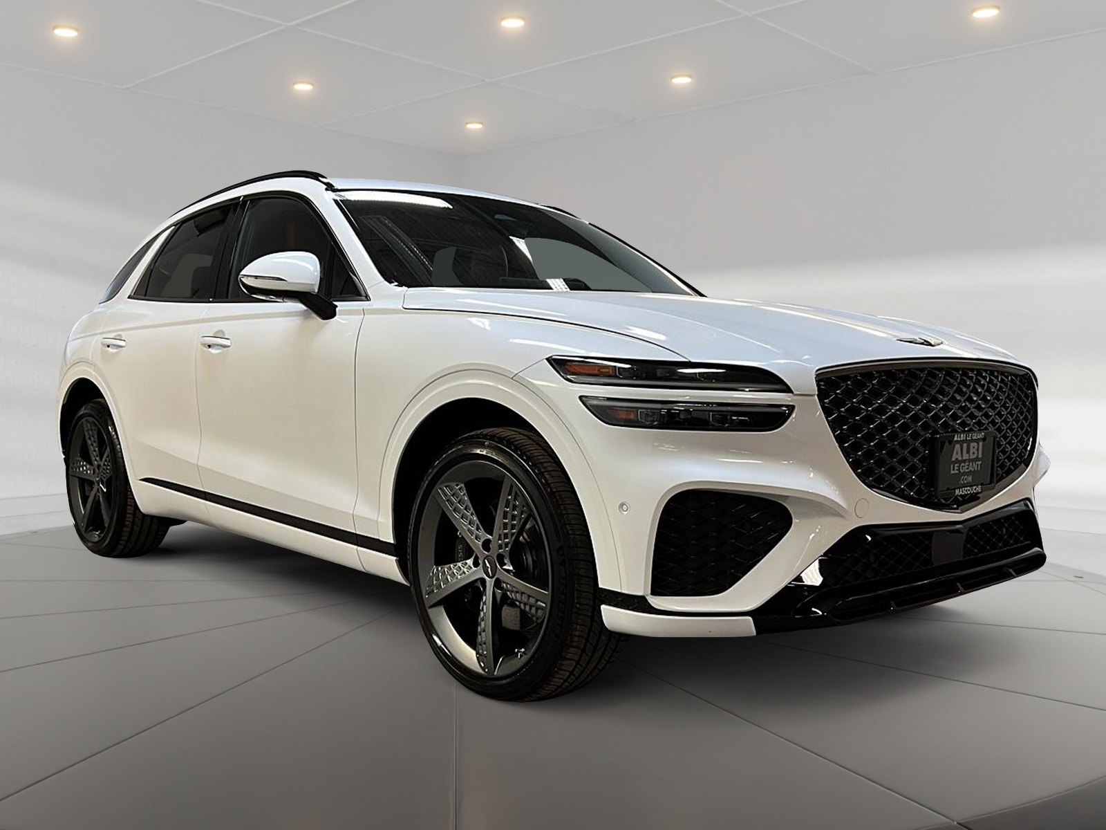 Genesis GV70 SPORT 3.5T CUIR TOIT PANO NAV 4RM 2024 - image #3