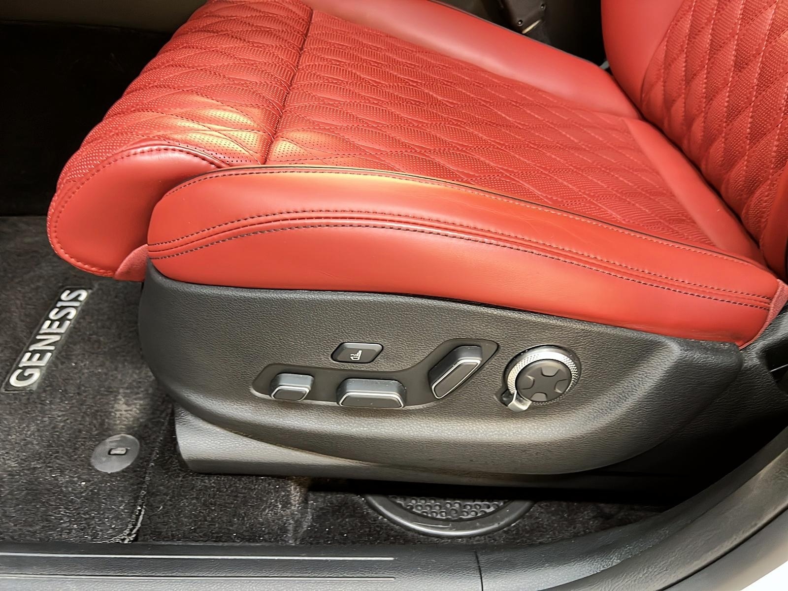 Genesis GV70 SPORT 3.5T CUIR TOIT PANO NAV 4RM 2024 - image #27