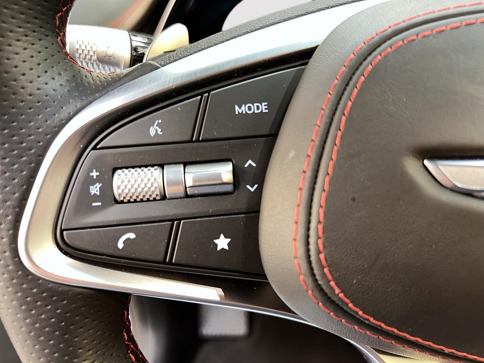 Genesis GV70 SPORT 3.5T CUIR TOIT PANO NAV 4RM 2024 - image #23