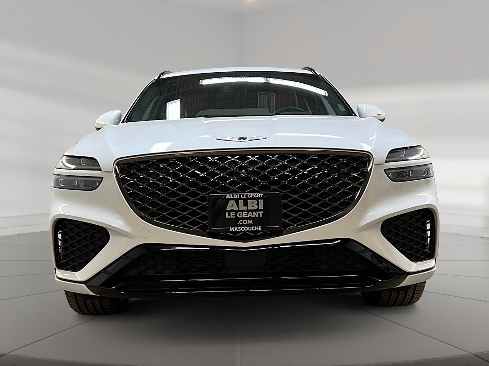 Genesis GV70 2024 - Image #2