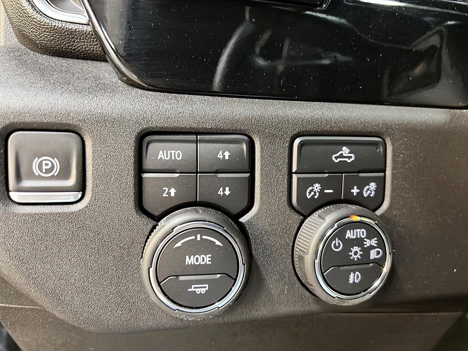 Chevrolet Silverado 1500 2024 - Image #21