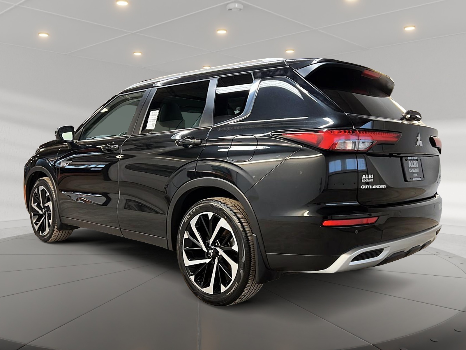 Mitsubishi Outlander 2023 - Image #6