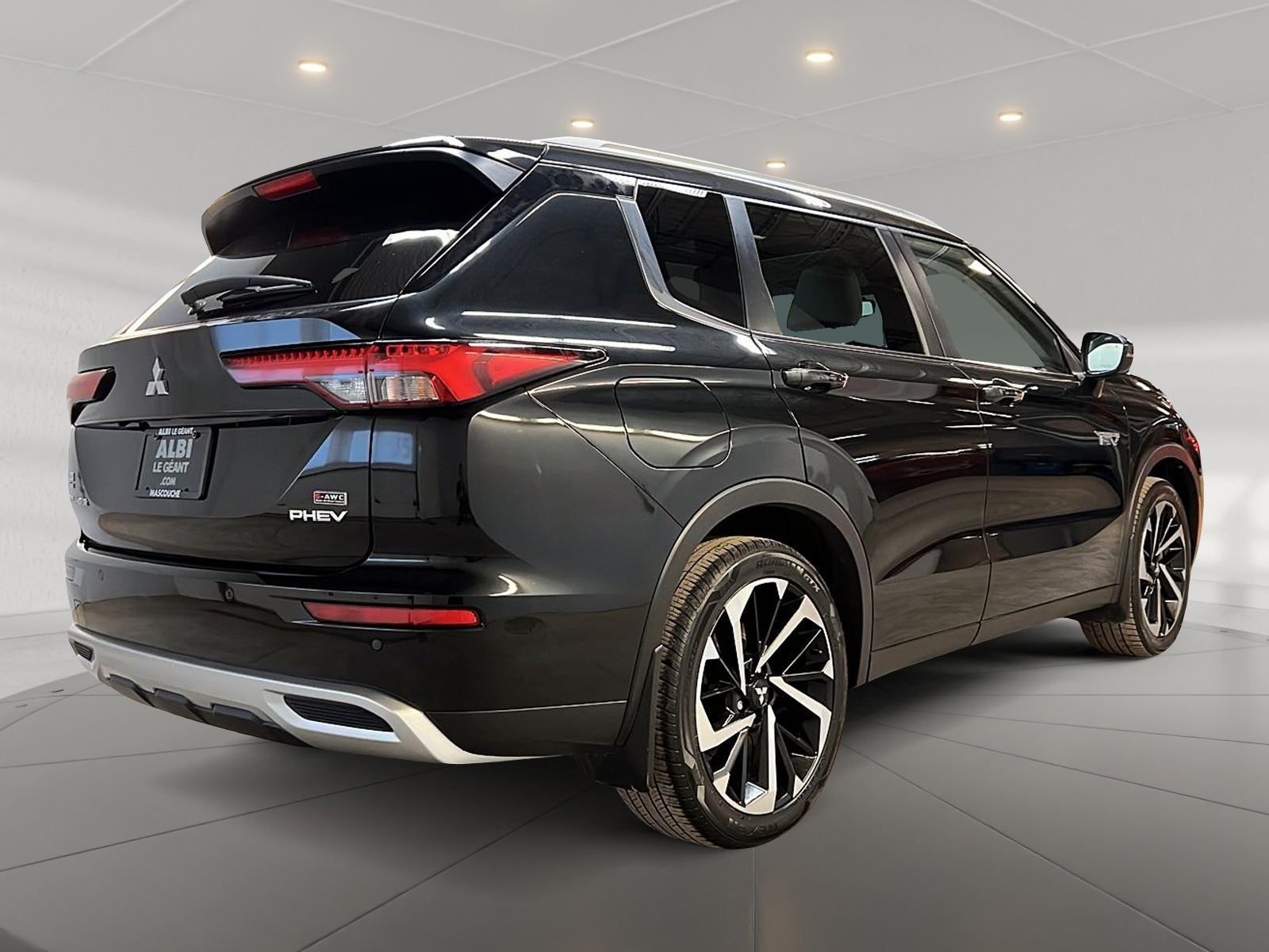 Mitsubishi Outlander 2023 - Image #4