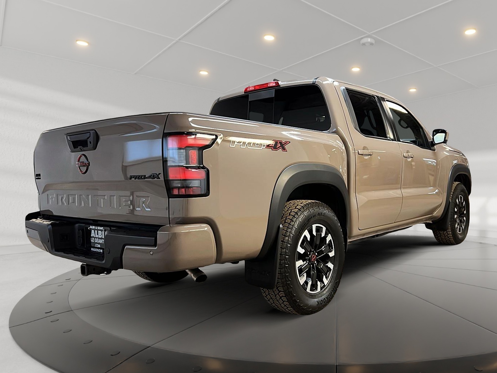 Nissan Frontier PRO-4X CREW CAB TOIT NAV 4X4 2024 - image #4