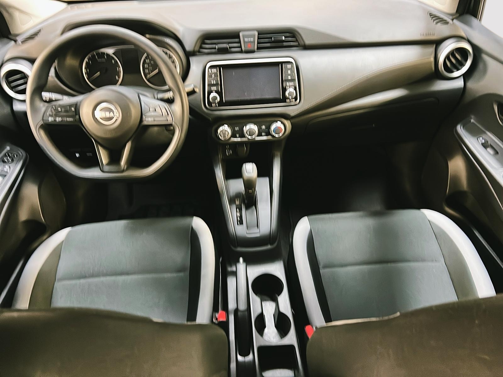 Nissan Versa S 2025 - image #10