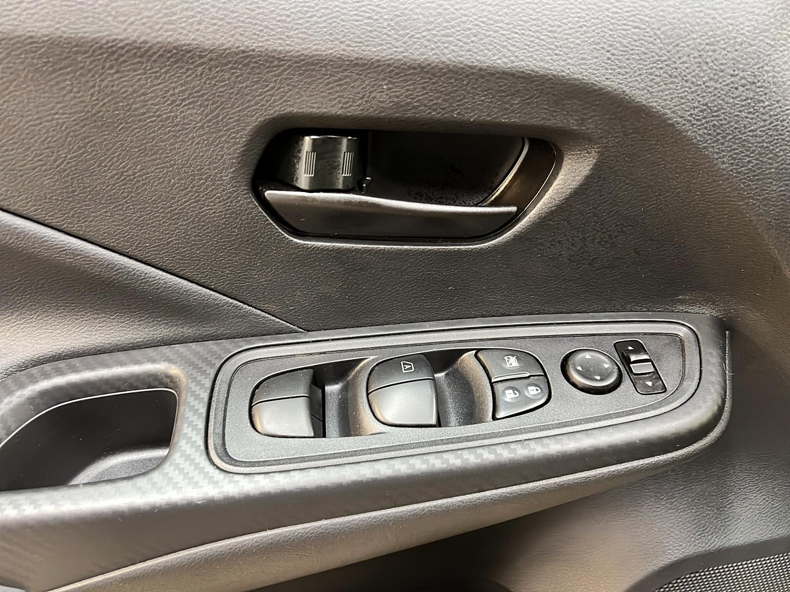 Nissan Versa S 2025 - image #20