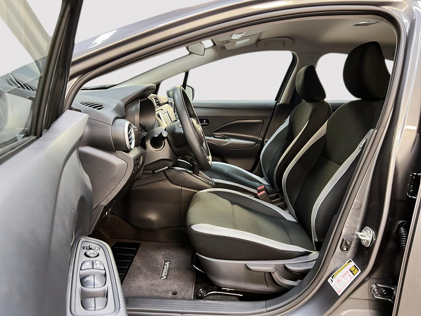 Nissan Versa S 2025 - image #7