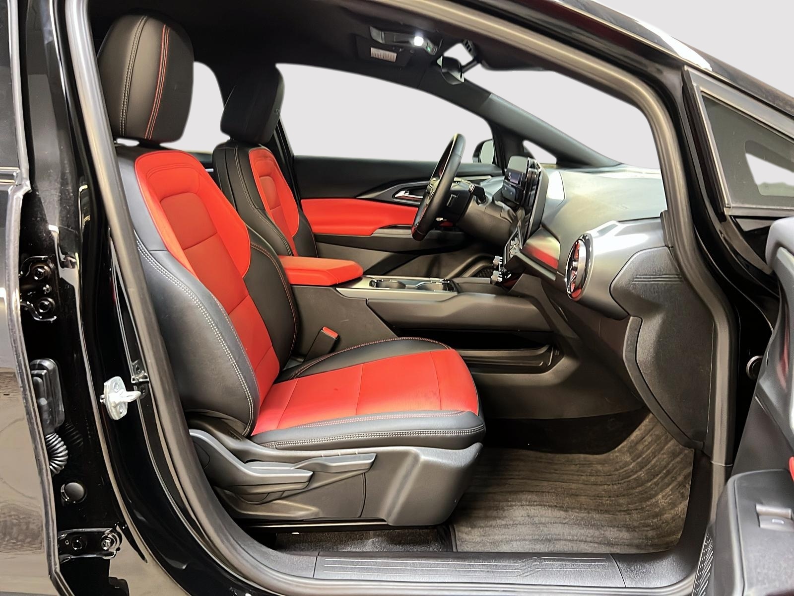 Chevrolet Equinox EV 2025 - Image #8