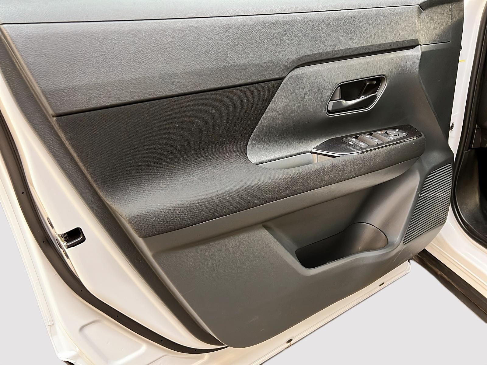 Nissan Kicks S 4RM 2025 - image #21