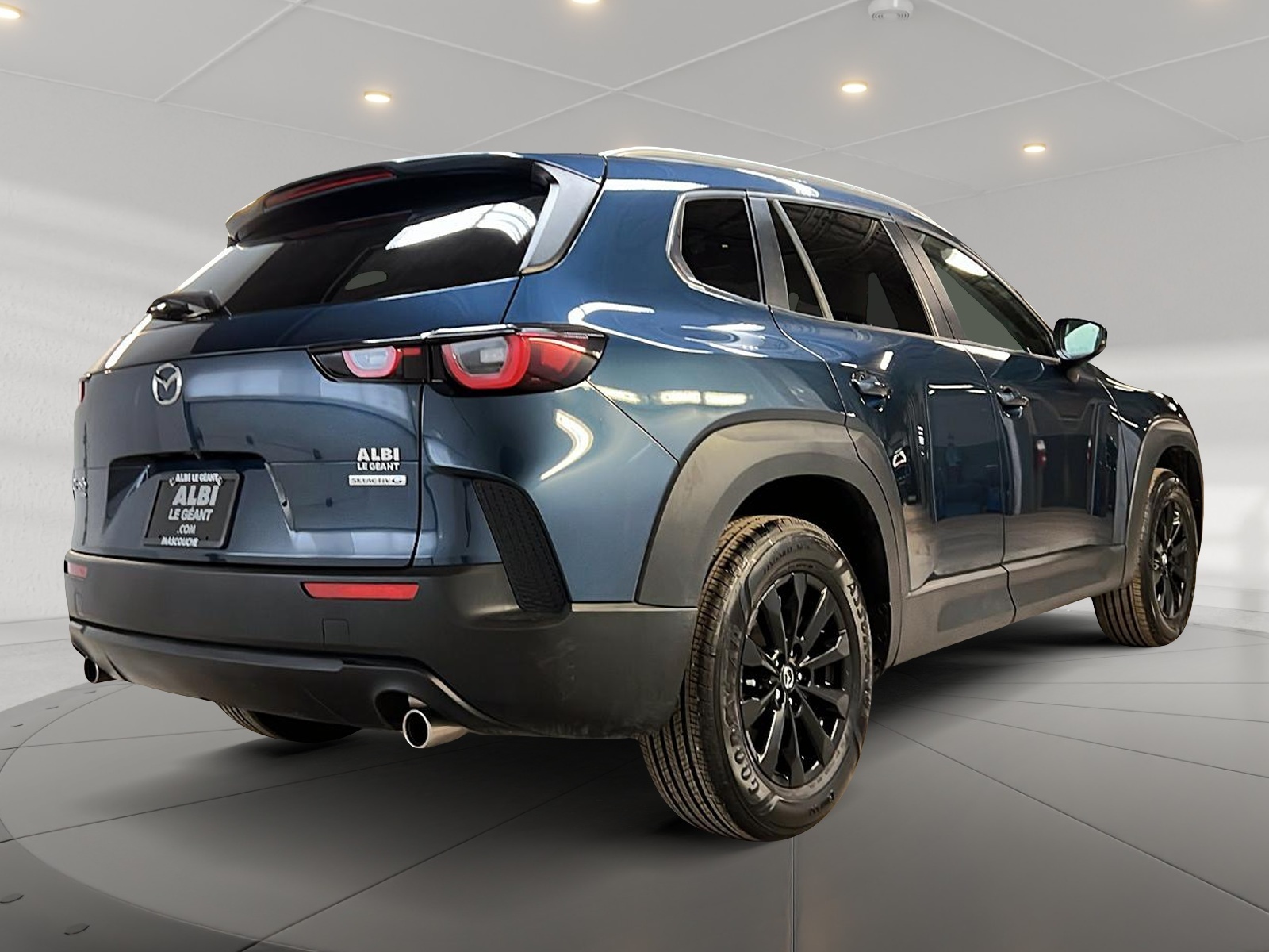 Mazda CX-50 GS LUXE TOIT PANO 4RM 2025 - image #4