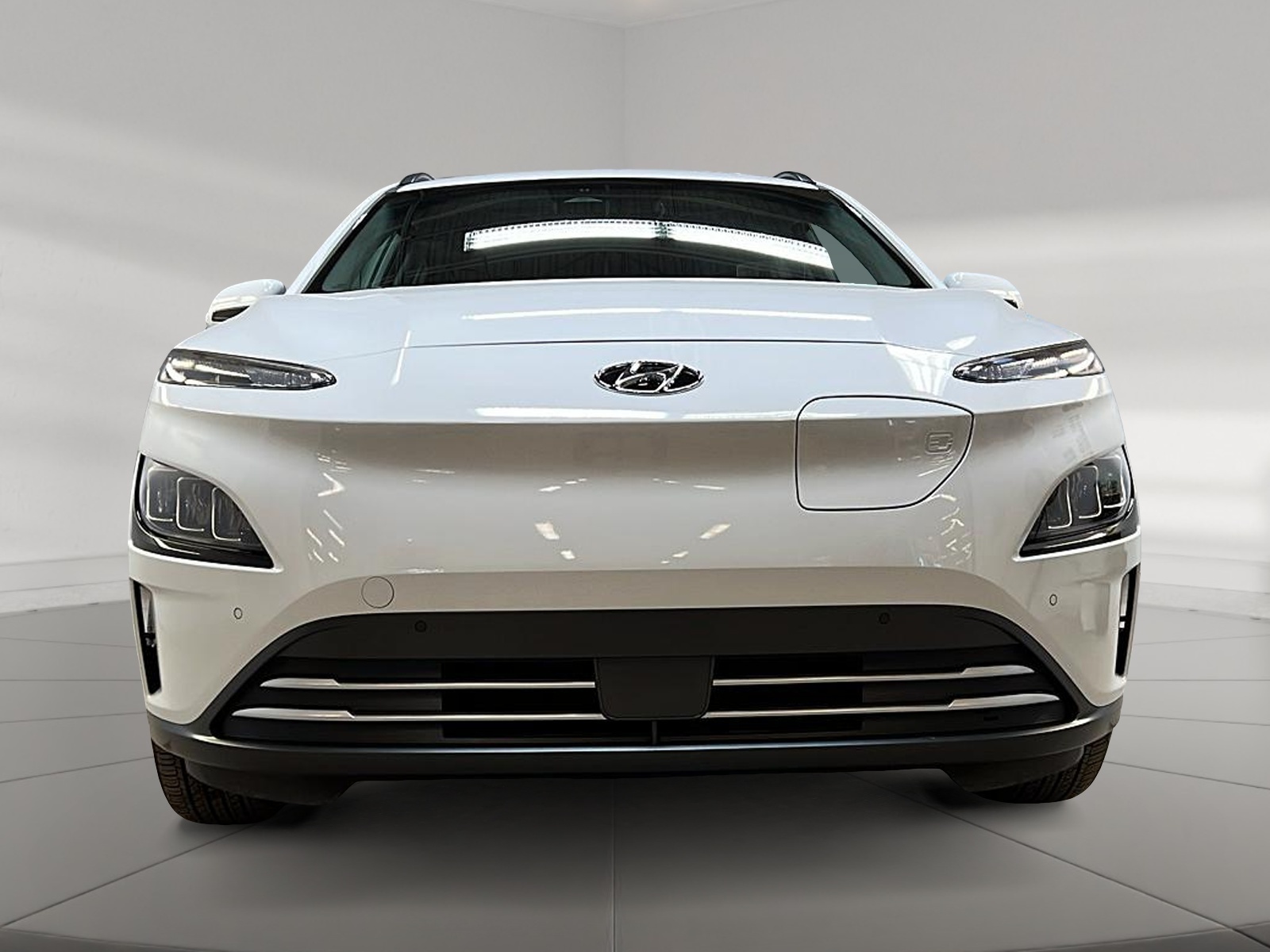 Hyundai Kona EV 2023 - Image #2