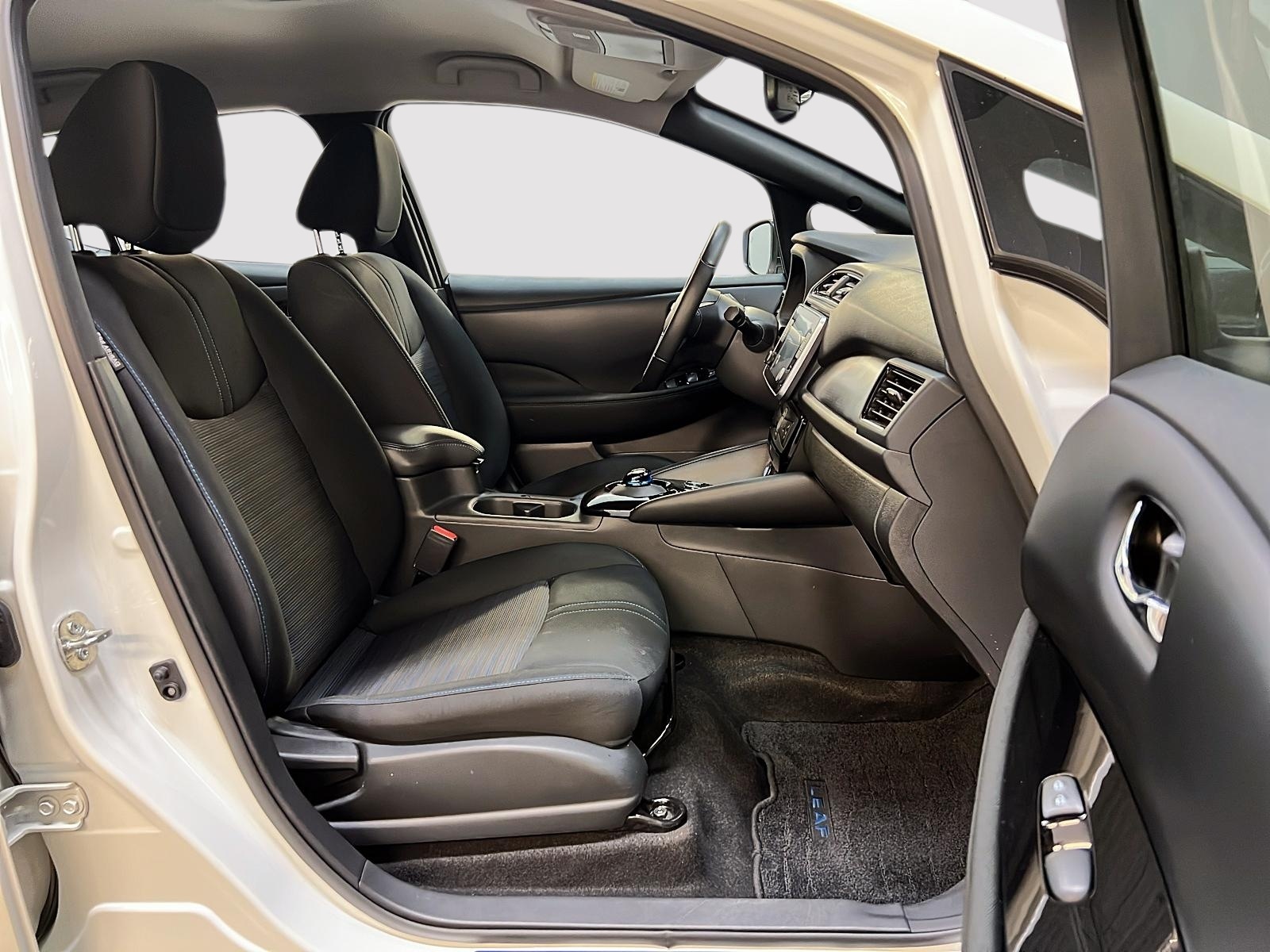 Nissan Leaf SV PLUS NAV 2025 - image #8