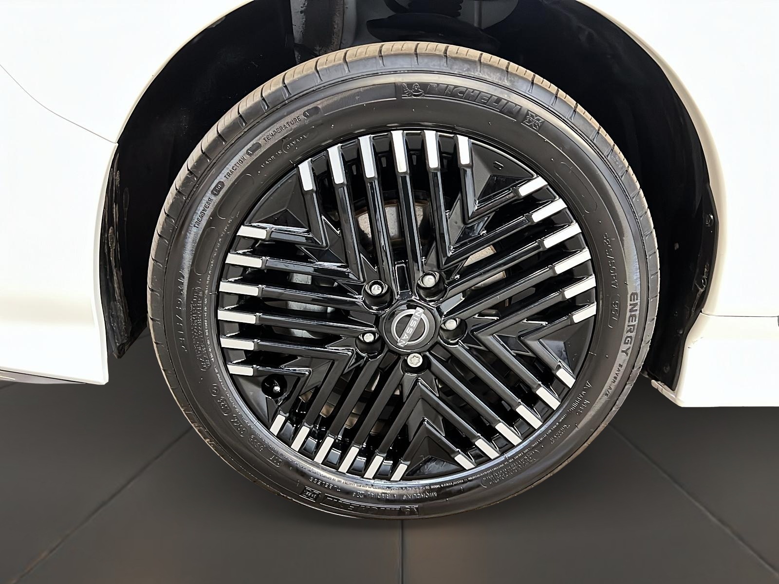 Nissan Leaf SV PLUS NAV 2025 - image #28